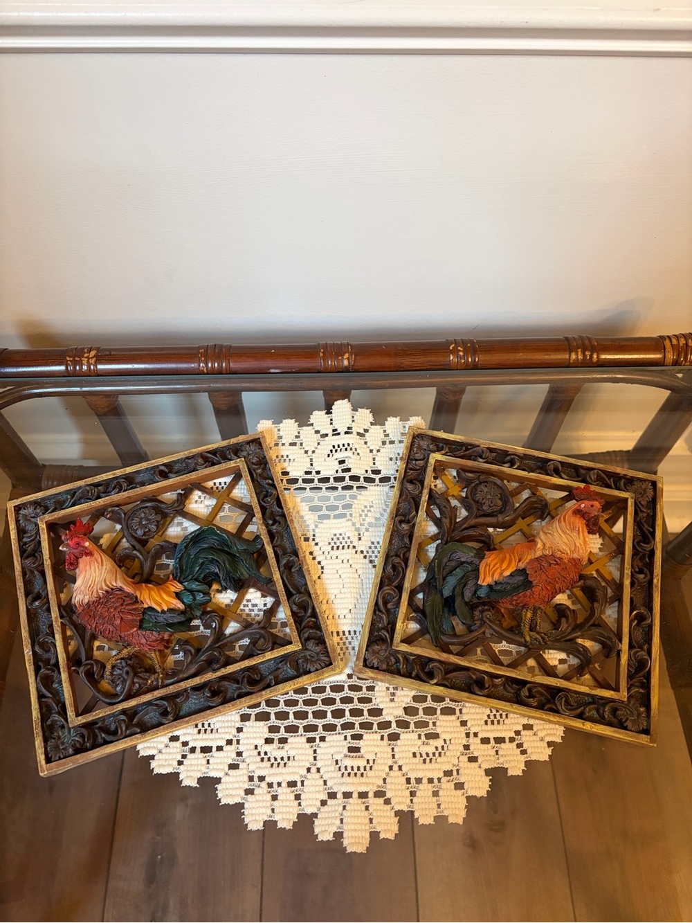 Vintage rooster wall decor